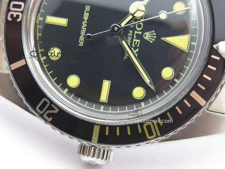 1223 Vintage 1680 Submariner No Date SS Black Dial On SS Bracelet A Timeless 3853